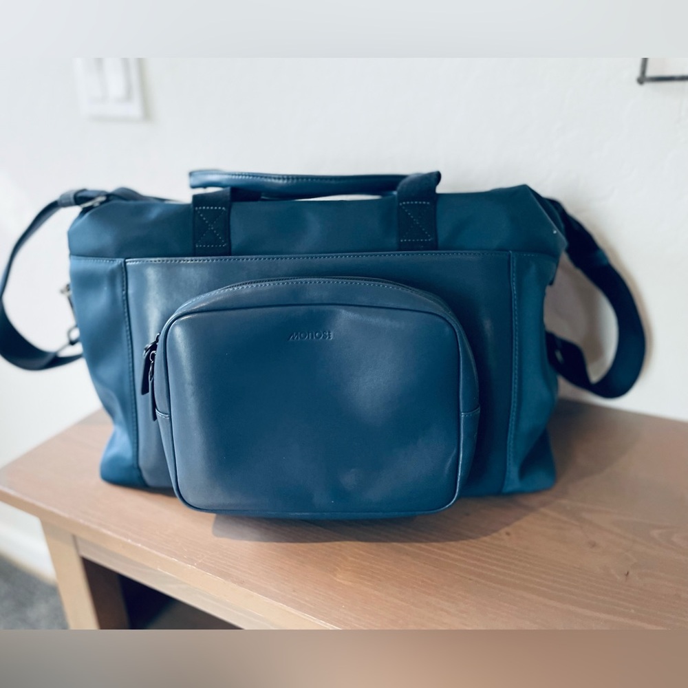 Monos Duffel